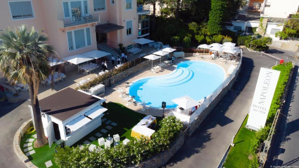 Hotel Napoleon サンレモ エクステリア 写真