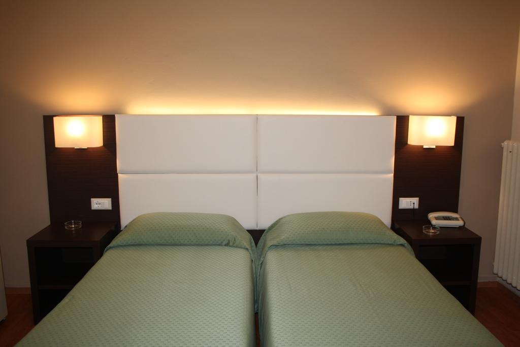 Hotel Napoleon サンレモ エクステリア 写真
